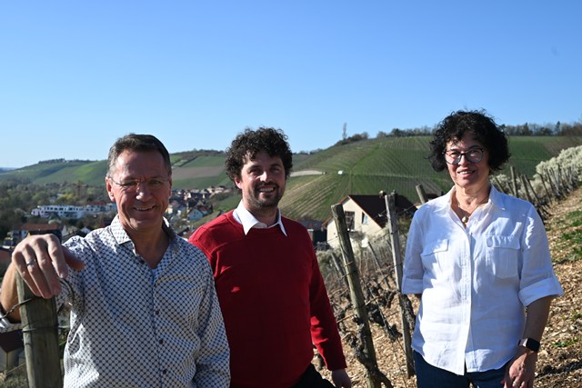 【現地視察レポート】地元でのあだ名がそのままワイナリー名に!?　何も加えずありのままのワインを造る、辛口ワインのスペシャリスト“トロッケネ　シュミッツ”（経営企画室　藤野晃治）